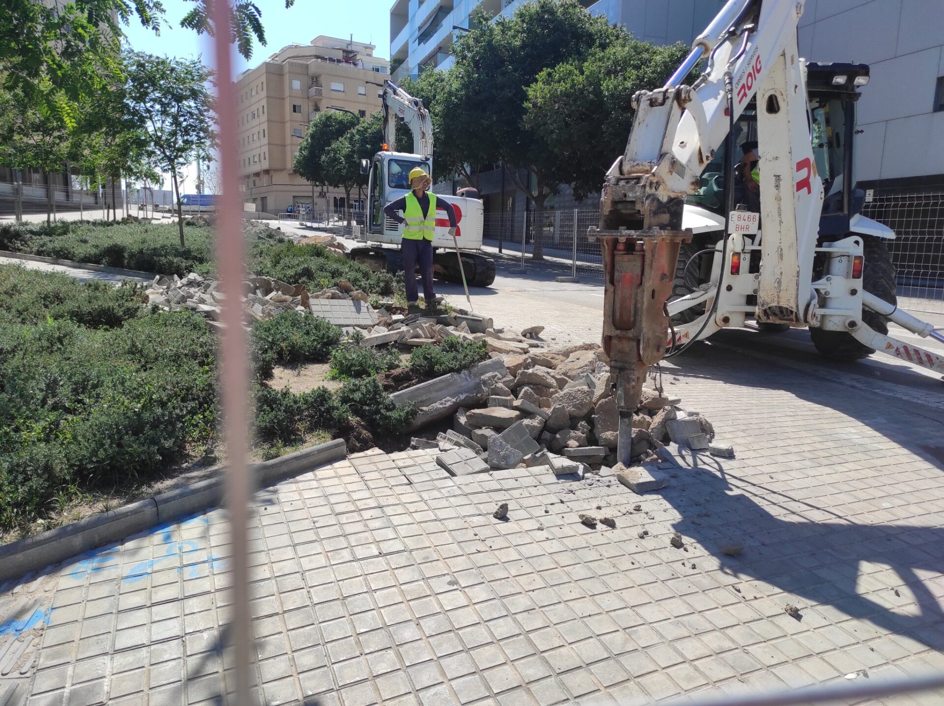 Comencen les obres al carrer Sant Jordi tot i el rebuig veïnal