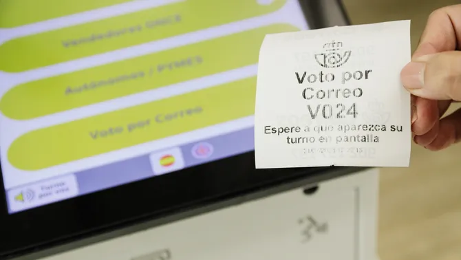 El vot per correu per a les eleccions del 12M: com i quan demanar-ho