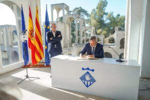 Jaume Collboni visita Esplugues per reforçar els projectes conjunts amb Barcelona