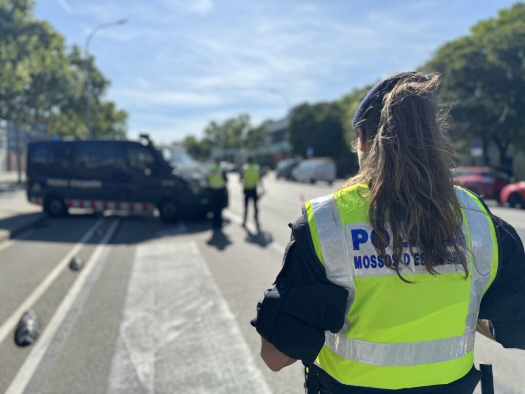5 detinguts i 200 identificats en un operatiu contra la multireincidència a Esplugues
