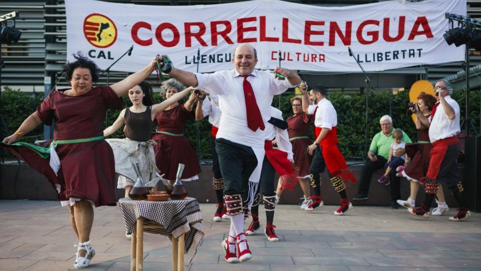 Esplugues es prepara per rebre la flama del Correllengua Agermanat