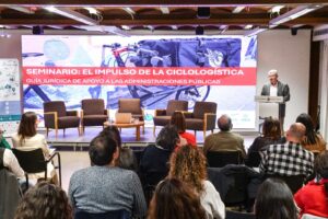 Esplugues acull una jornada nacional sobre ciclologística